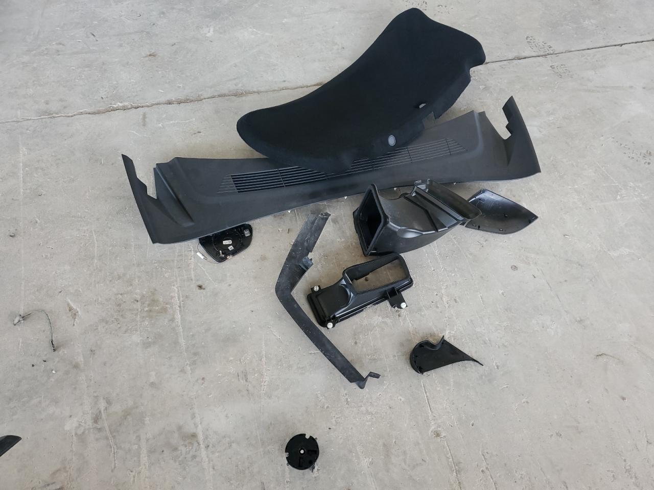 2025 Tesla Model 3 VIN: 5YJ3E1EAXSF887648 Lot: 87374175