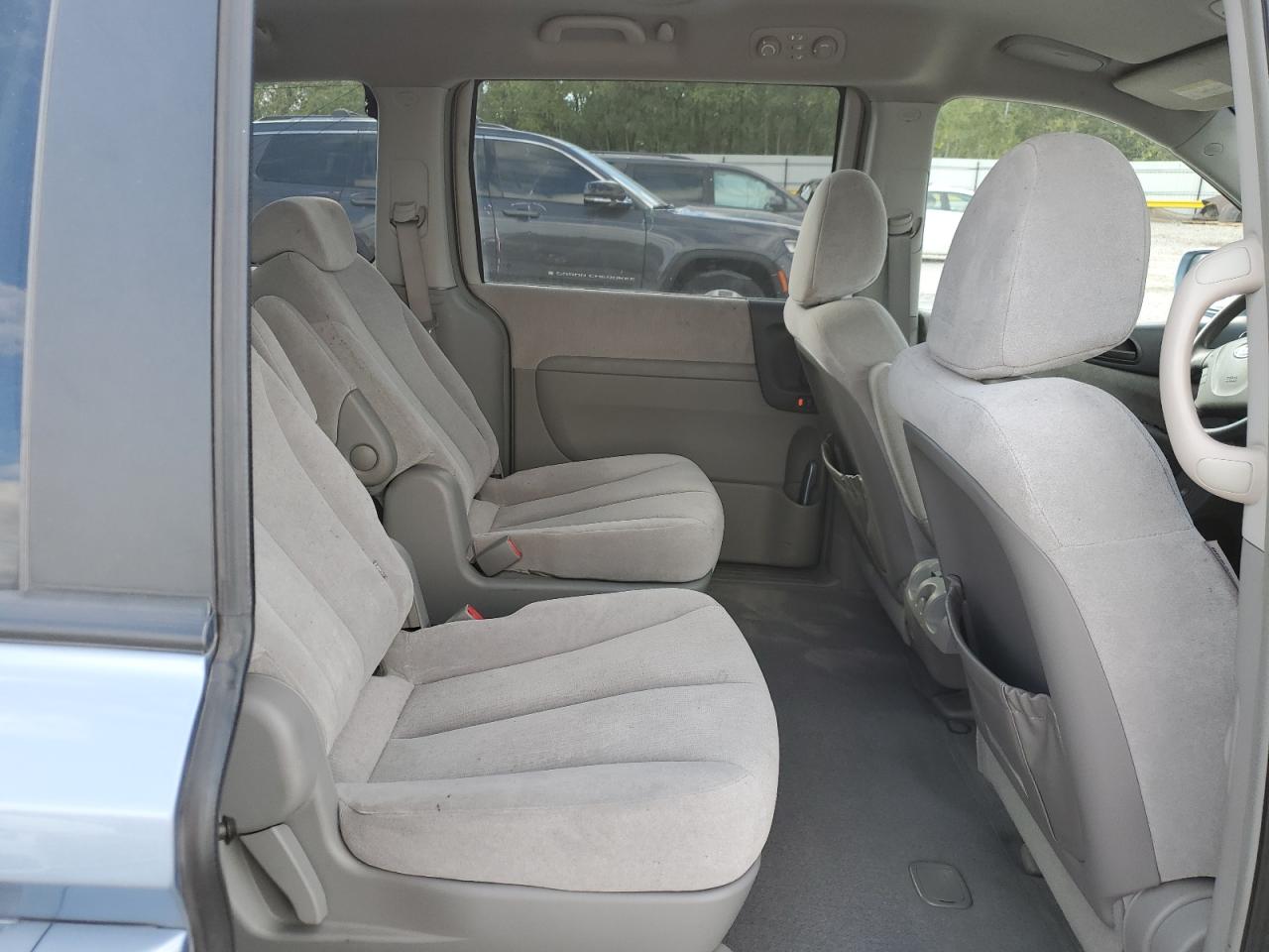 2007 Kia Sedona Ex VIN: KNDMB233576115827 Lot: 90487305