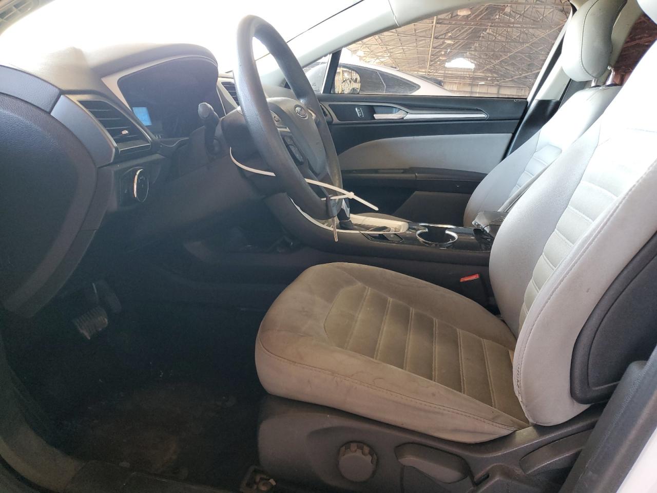 2014 Ford Fusion S VIN: 3FA6P0G73ER379940 Lot: 86553775