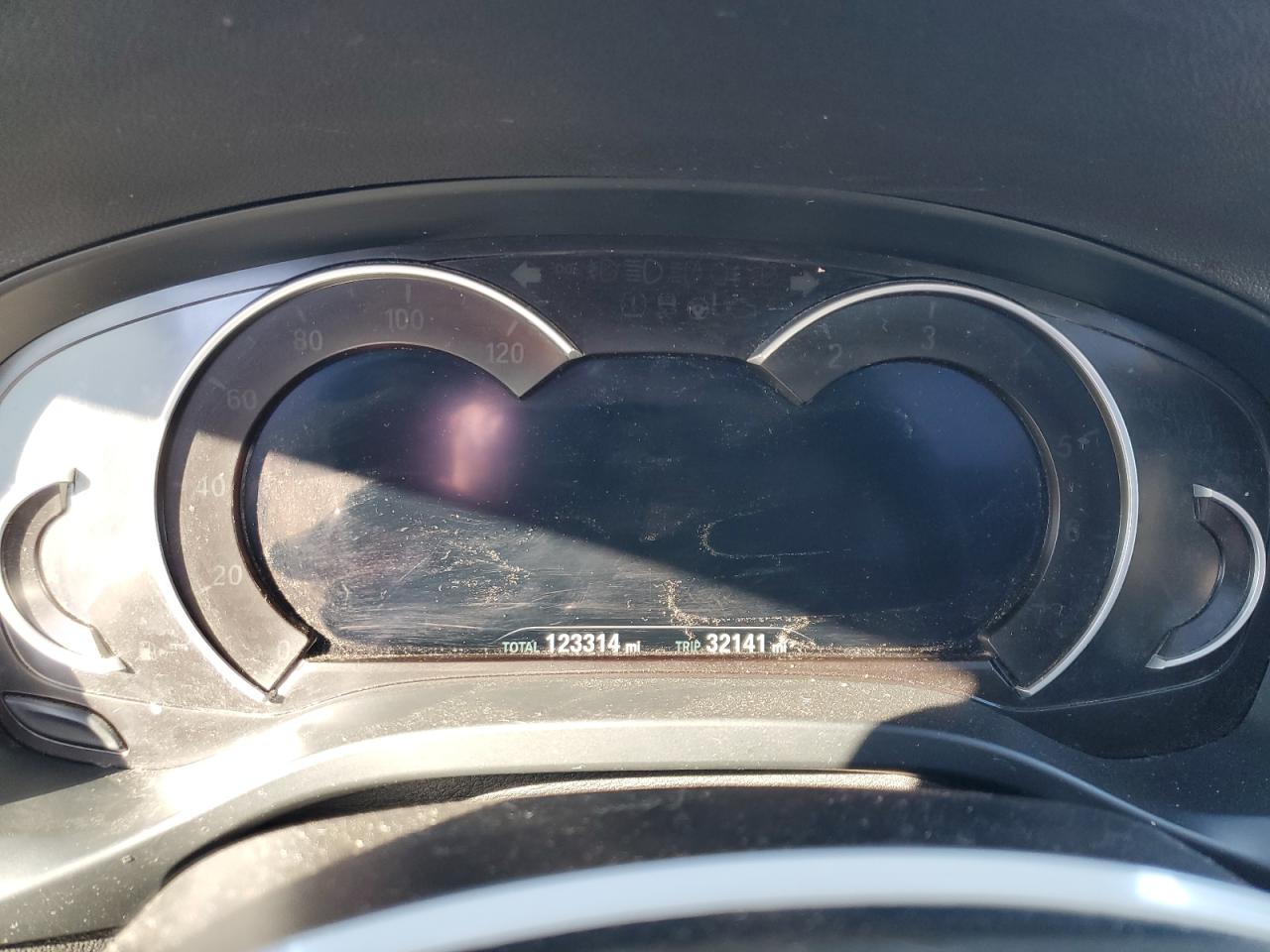 Фото: 5UXUJ3C55KLG54437