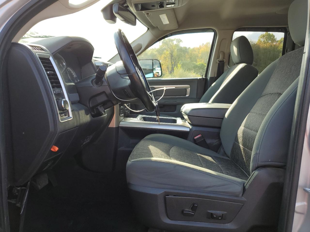 2016 Ram 1500 Slt VIN: 1C6RR7GT1GS373575 Lot: 85762965