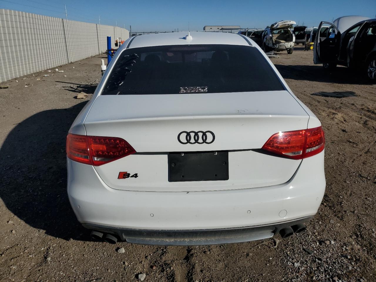 2010 Audi S4 Premium Plus VIN: WAUBGAFLXAA100188 Lot: 82474395