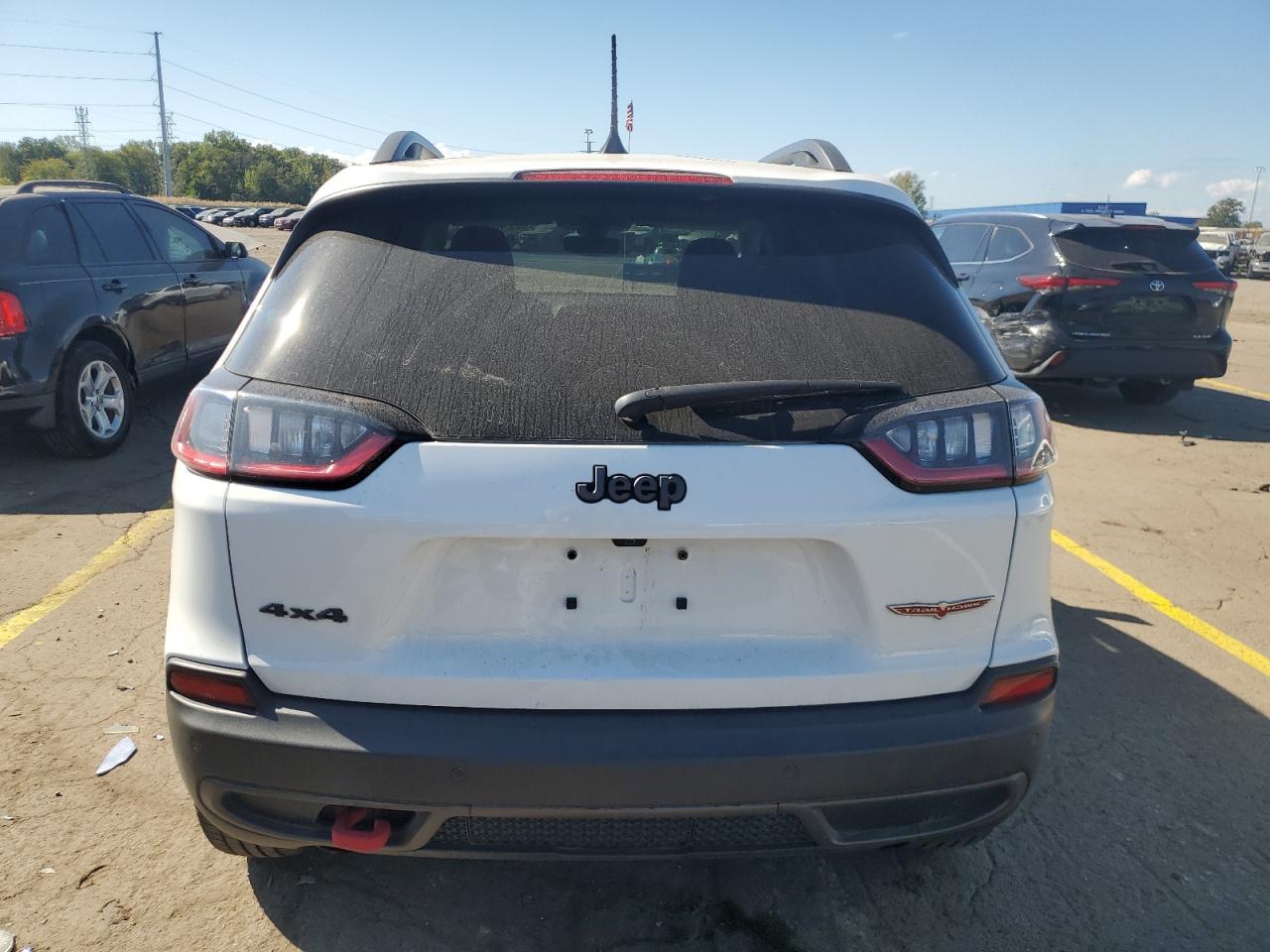 2019 Jeep Cherokee Trailhawk VIN: 1C4PJMBX1KD306987 Lot: 82248245