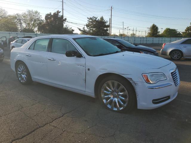  CHRYSLER 300 2013 Biały