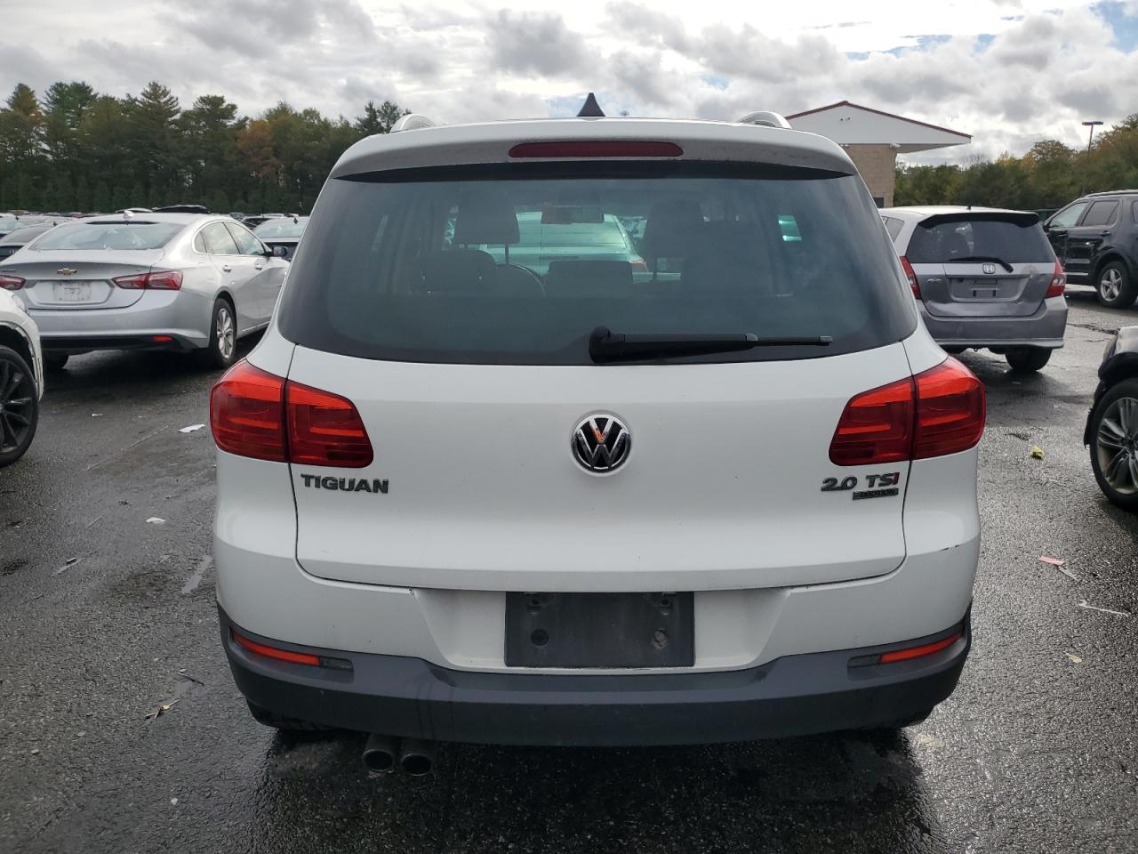 2015 Volkswagen Tiguan S VIN: WVGBV7AX4FW593359 Lot: 86817655