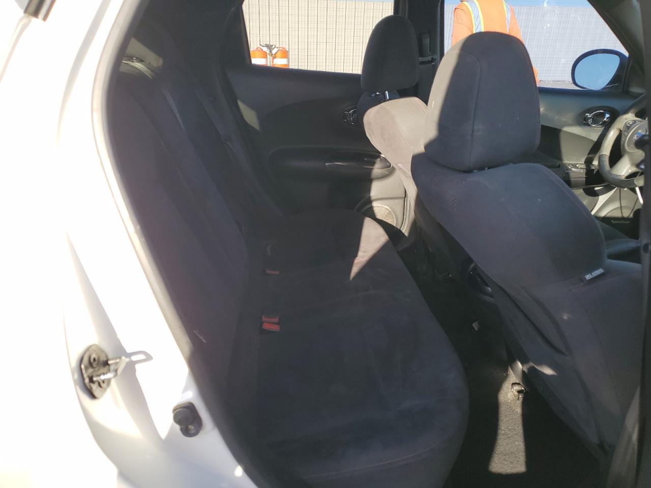 2013 Nissan Juke S VIN: JN8AF5MV8DT232571 Lot: 82344585