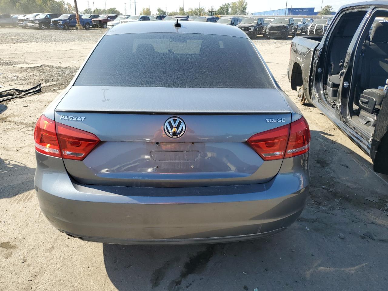 2015 Volkswagen Passat Se VIN: 1VWBV7A31FC034710 Lot: 82497095