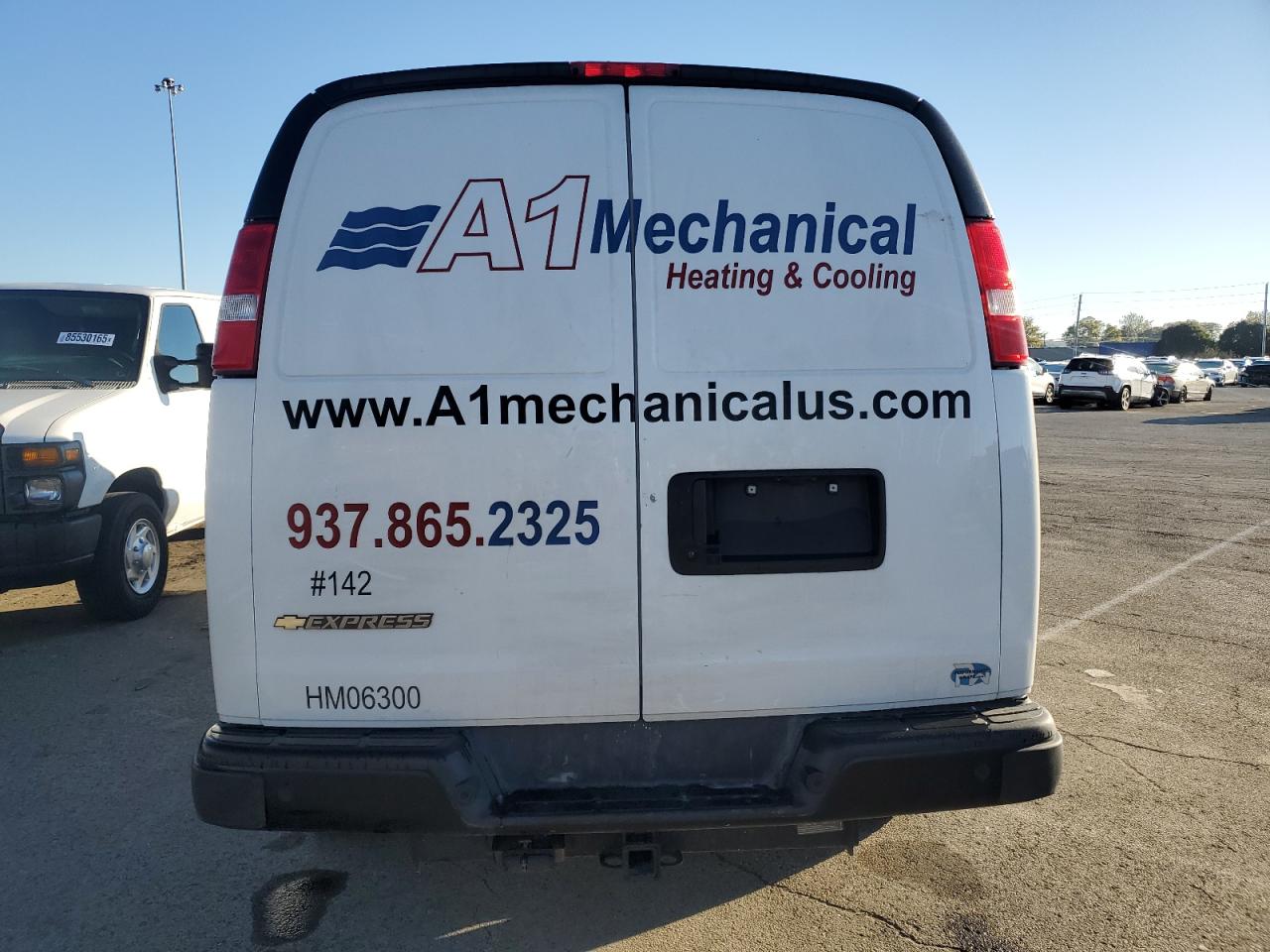 2024 Chevrolet Express G2500 VIN: 1GCWGAFP2R1164762 Lot: 86112145