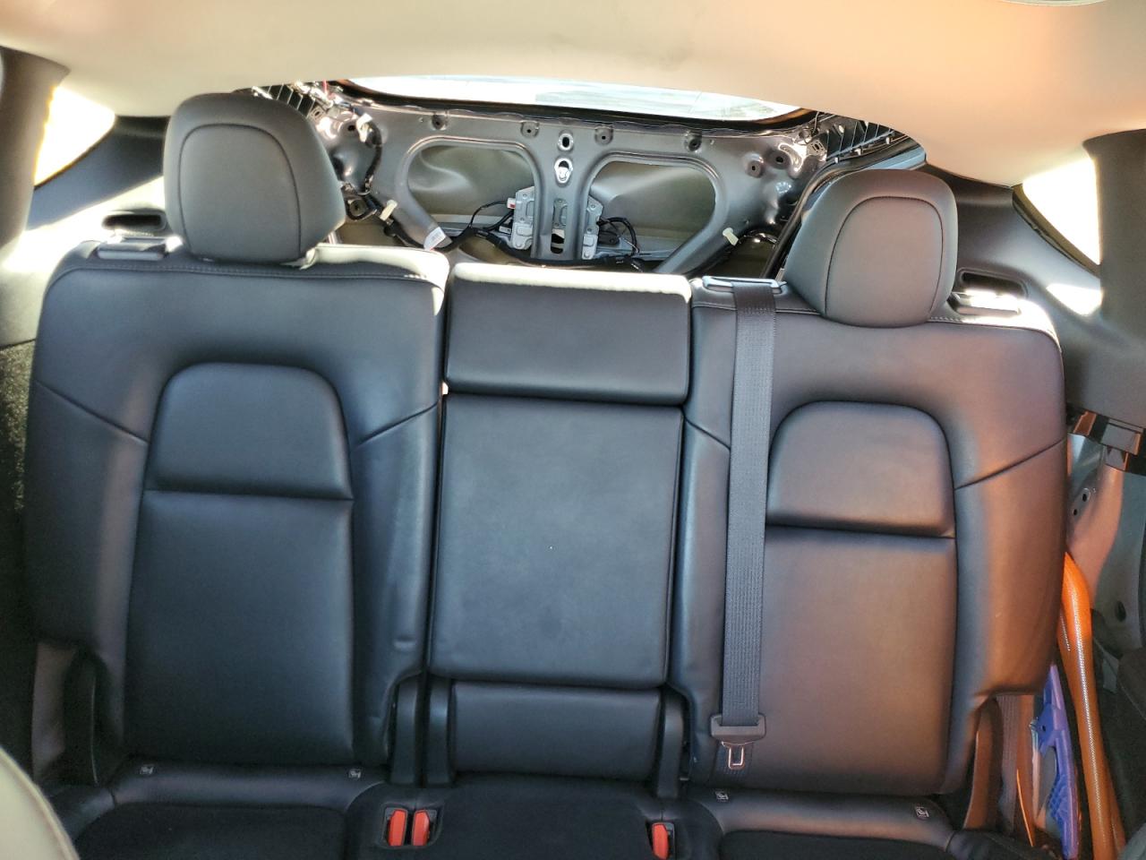 2023 Tesla Model Y VIN: 7SAYGDEE6PF929327 Lot: 90849255