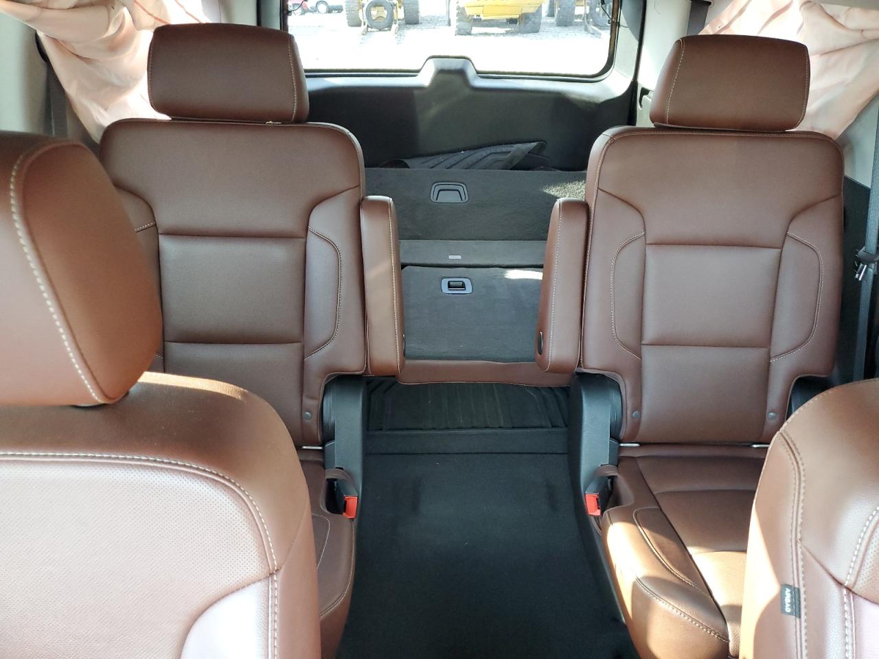 2020 Chevrolet Tahoe K1500 Premier VIN: 1GNSKCKJ0LR101198 Lot: 84955895