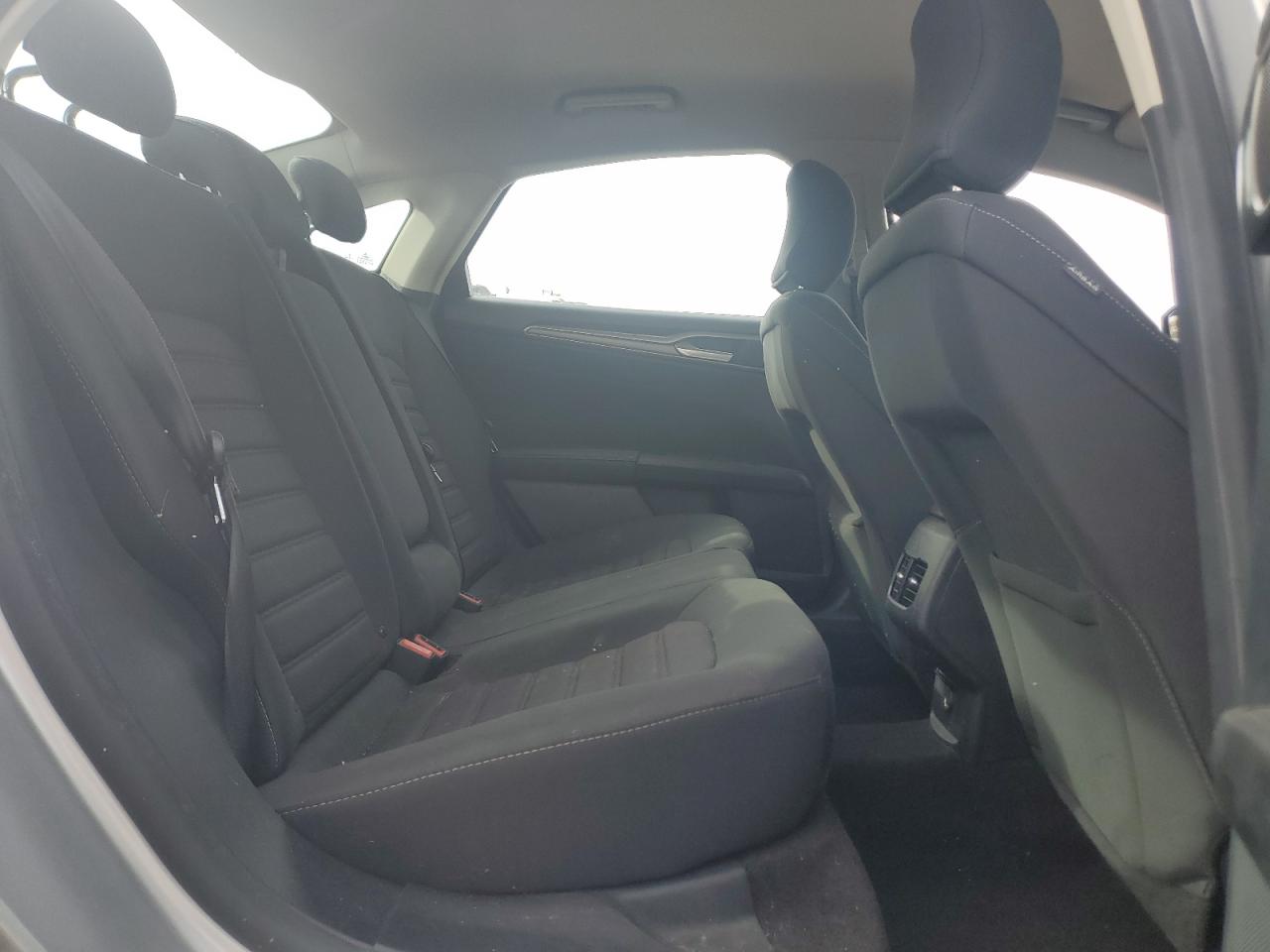 2019 Ford Fusion Se VIN: 3FA6P0T97KR274868 Lot: 90091035