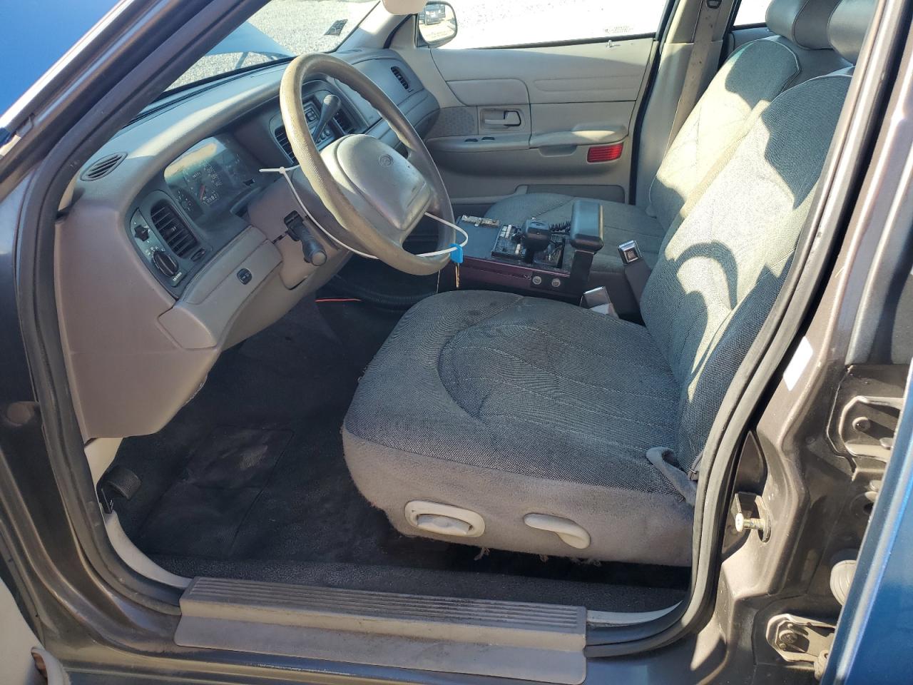 1998 Ford Crown Victoria Police Interceptor VIN: 2FAFP71W8WX146583 Lot: 85509355