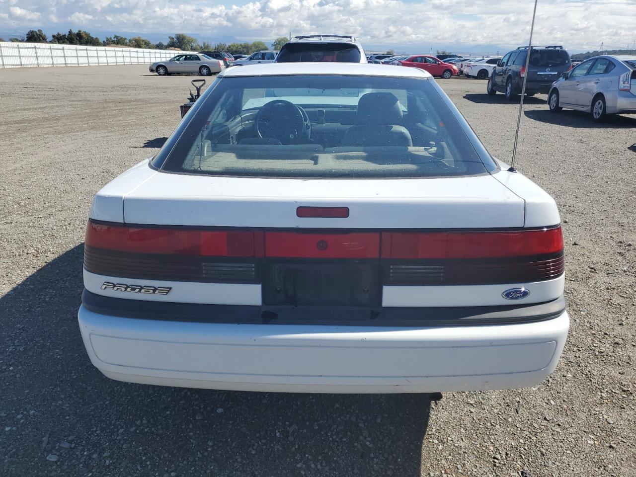 1991 Ford Probe Gl VIN: 1ZVPT20C6M5121441 Lot: 84233615
