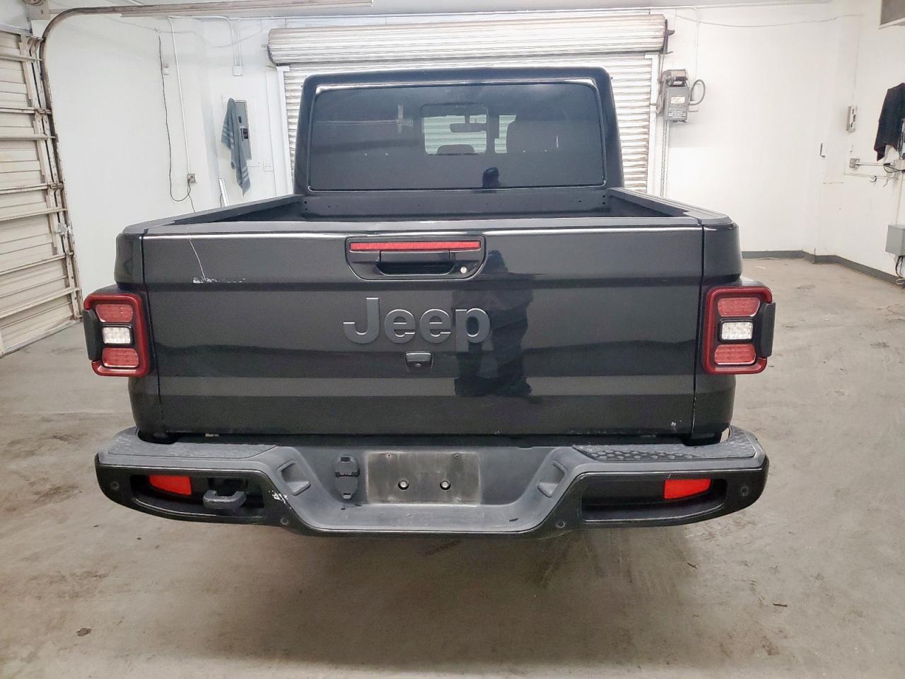 2023 Jeep Gladiator Overland VIN: 1C6HJTFG8PL550374 Lot: 69065015