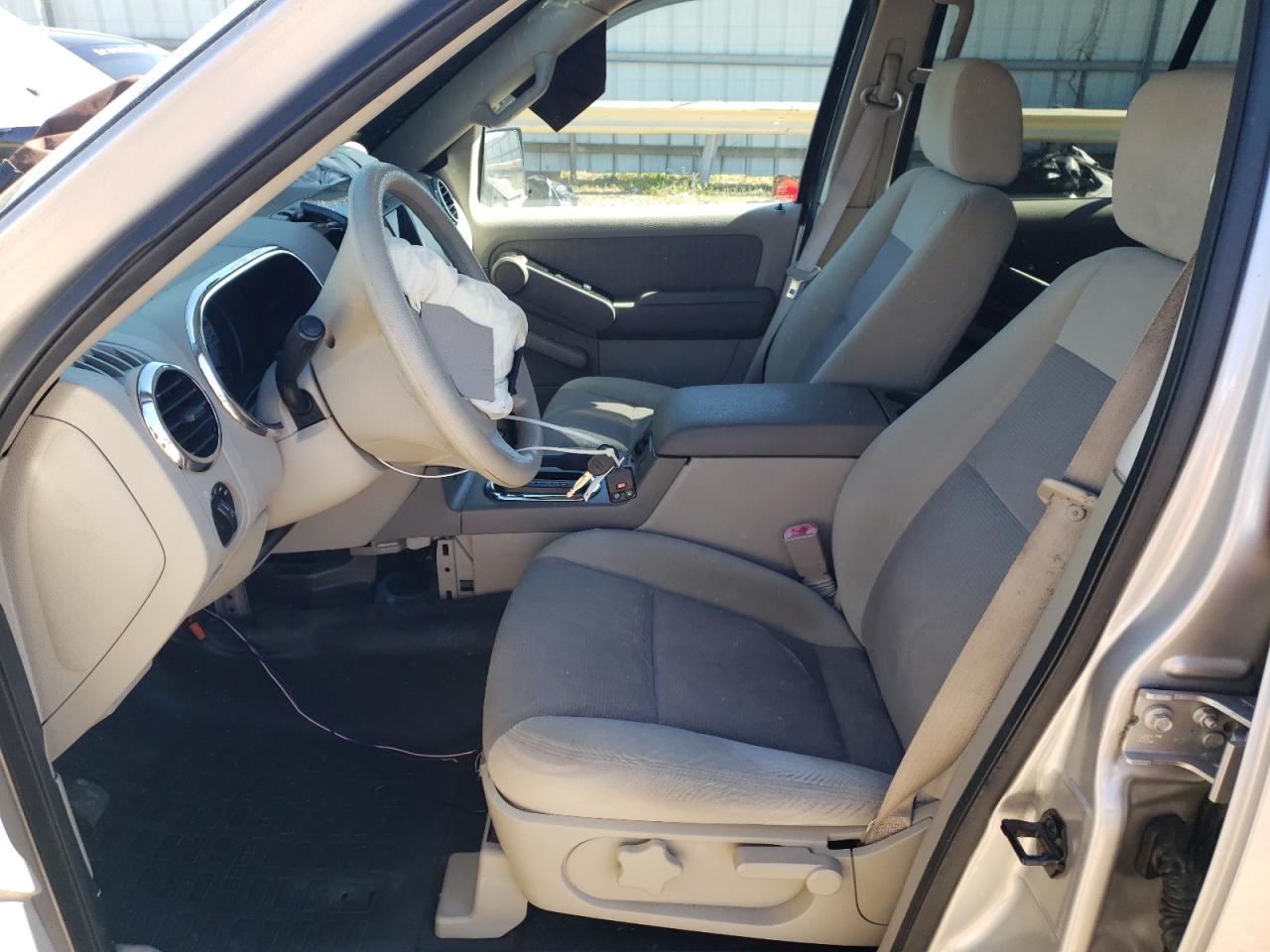 2007 Ford Explorer Sport Trac Xlt VIN: 1FMEU51K67UB15398 Lot: 86134885