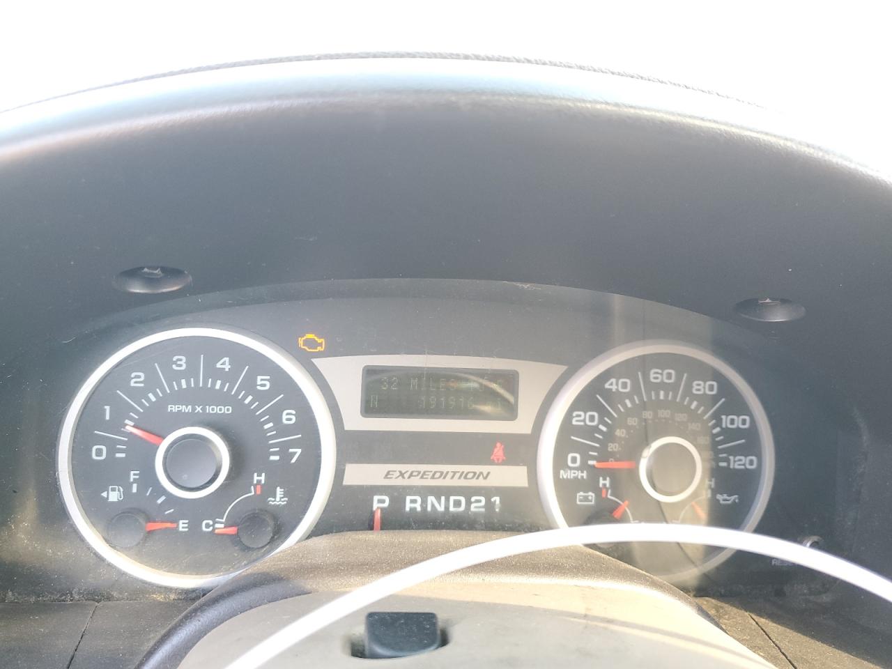 2005 Ford Expedition Eddie Bauer VIN: 1FMFU185X5LA90523 Lot: 85572375