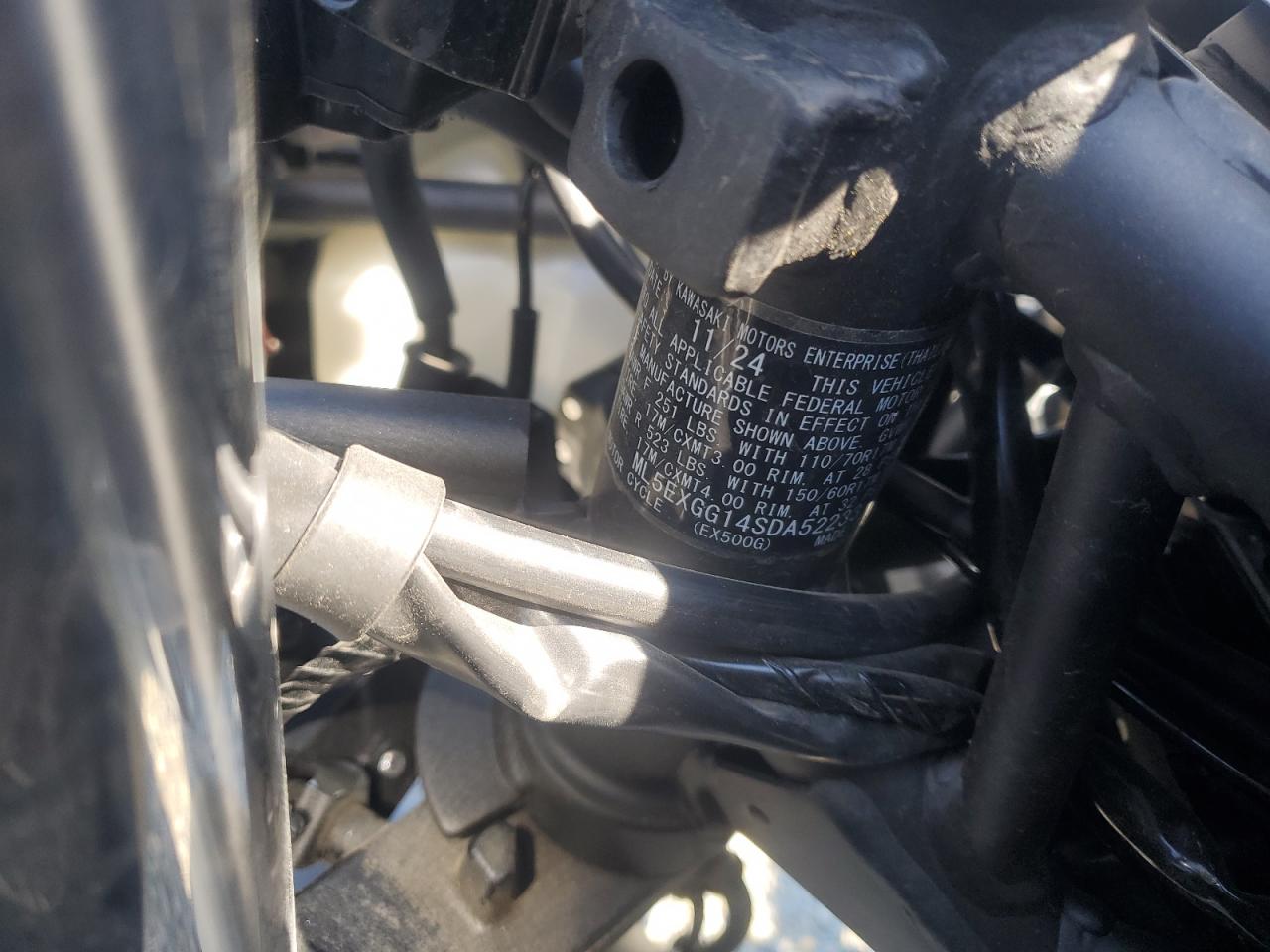 2025 Kawasaki Ex500 VIN: ML5EXGG14SDA52233 Lot: 82781295