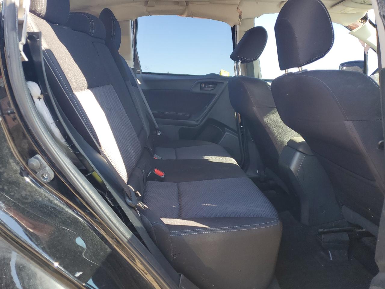 2015 Subaru Forester 2.5I Premium VIN: JF2SJADC2FH599091 Lot: 85693765