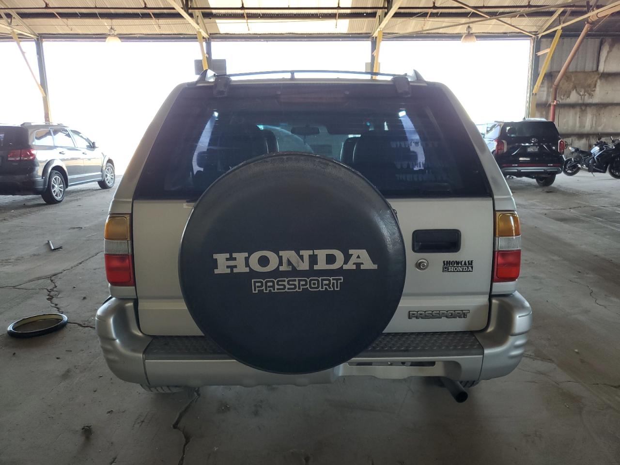2000 Honda Passport Ex VIN: 4S6CK58W6Y4409186 Lot: 82193655