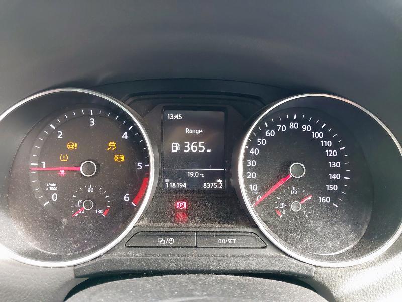 2015 VOLKSWAGEN POLO SE DESIGN TDI 