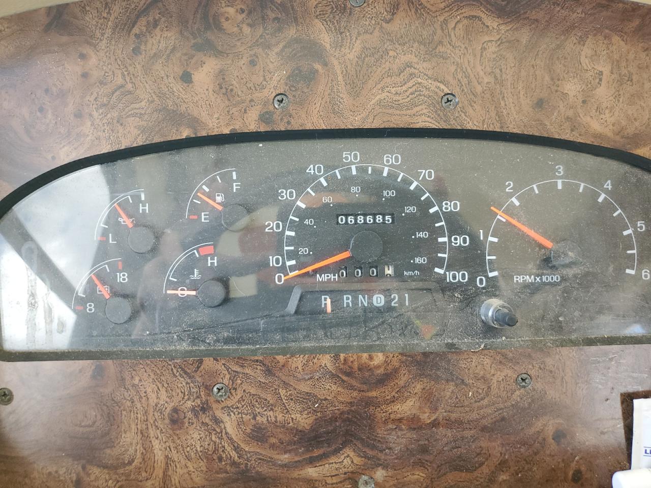 1999 Ford Super Duty F-550 Mot VIN: 3FCMF53S8XJA14456 Lot: 85106085