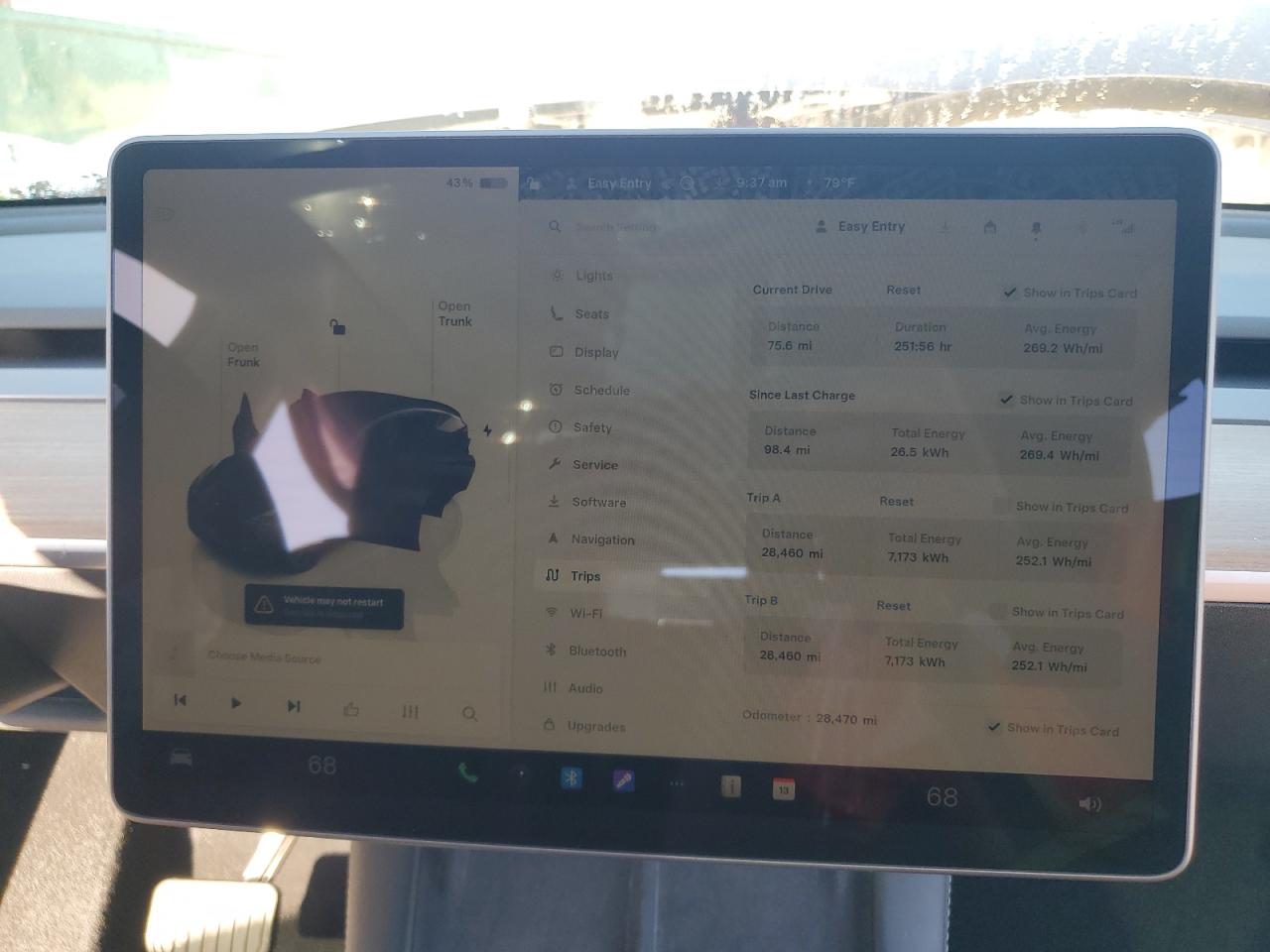 2025 Tesla Model Y VIN: 7SAYGDED2SF245519 Lot: 86227805