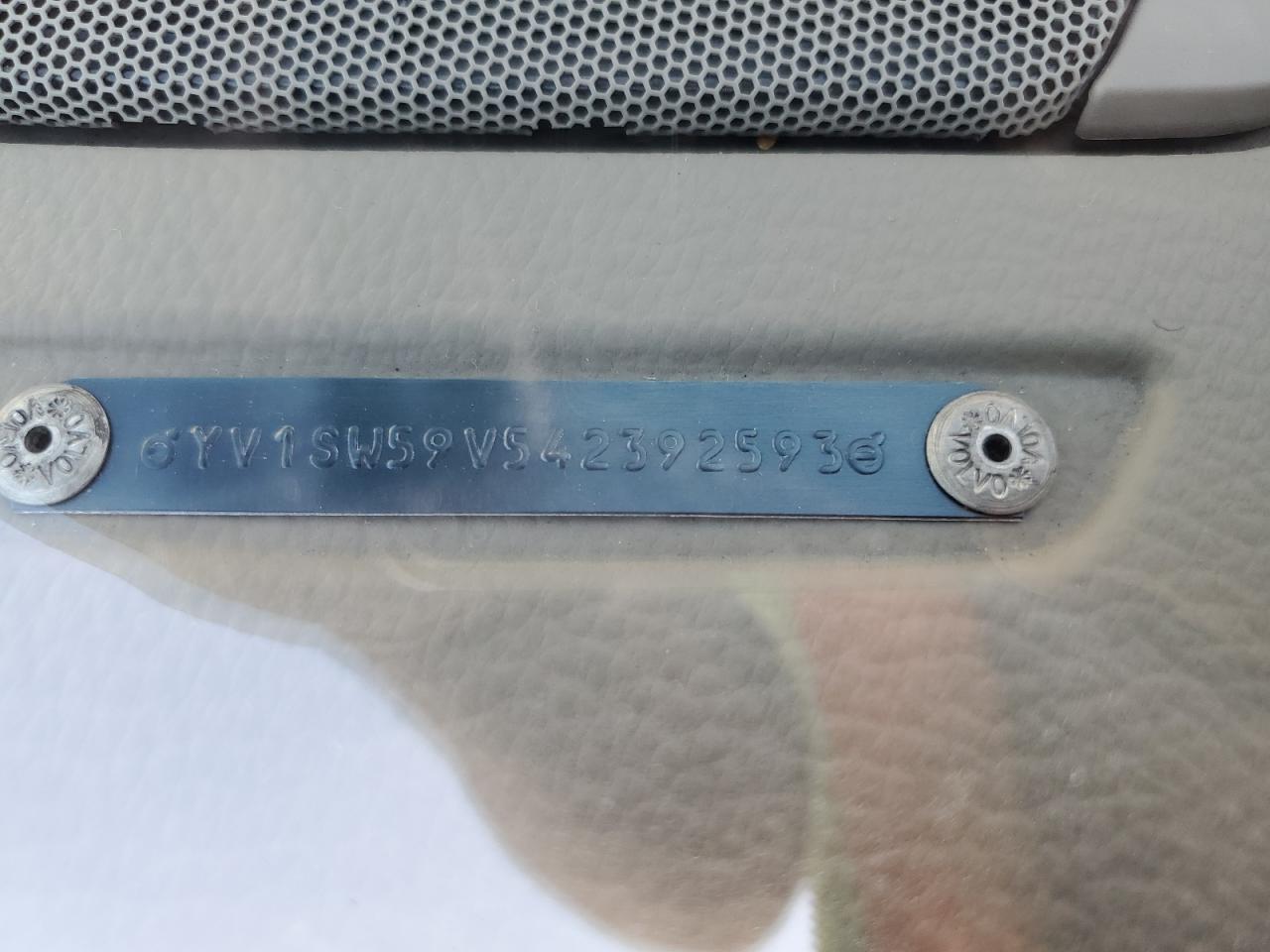 2004 Volvo V70 Fwd VIN: YV1SW59V542392593 Lot: 84303475