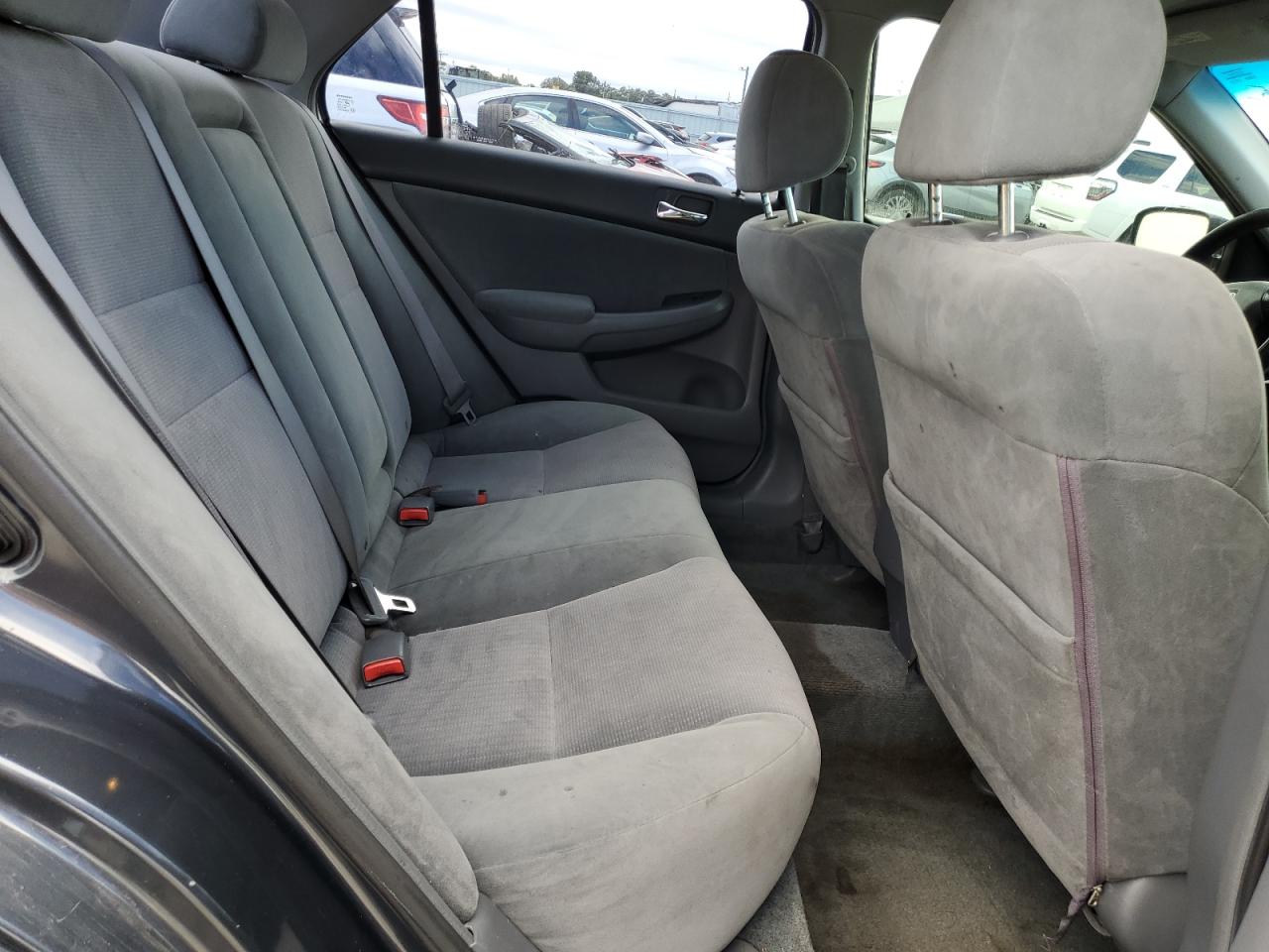 2004 Honda Accord Lx VIN: 1HGCM56344A015795 Lot: 84393305