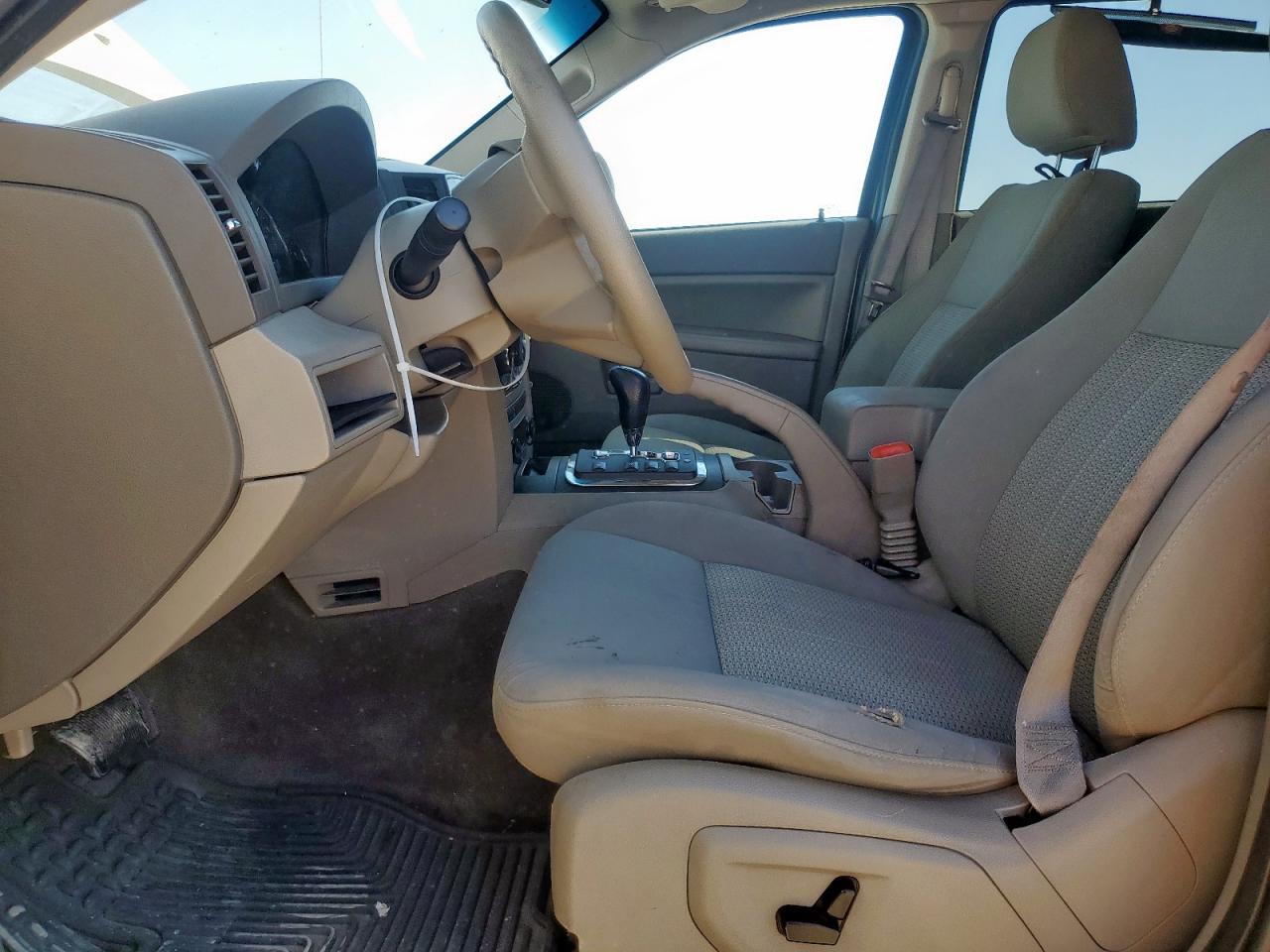 2007 Jeep Grand Cherokee Laredo VIN: 1J8GR48K77C596114 Lot: 86670705