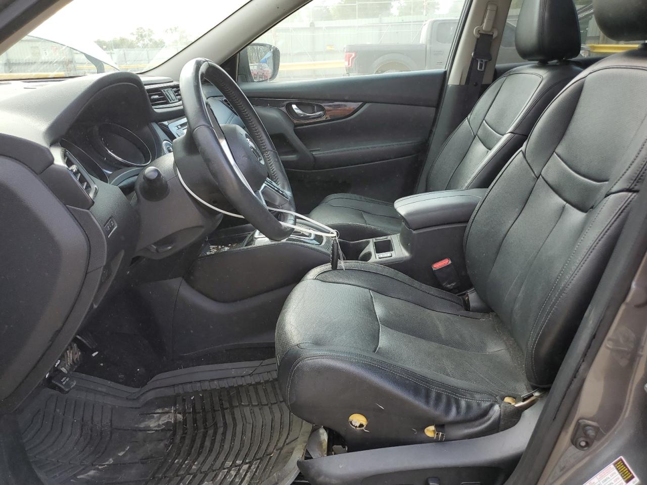 2017 Nissan Rogue S VIN: 5N1AT2MT0HC884815 Lot: 82245525