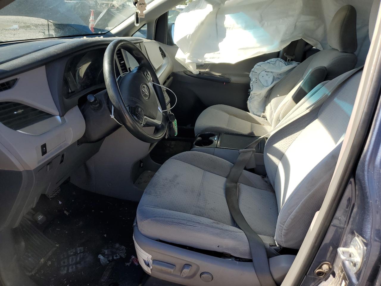 2015 Toyota Sienna Le VIN: 5TDKK3DC5FS527322 Lot: 85297005