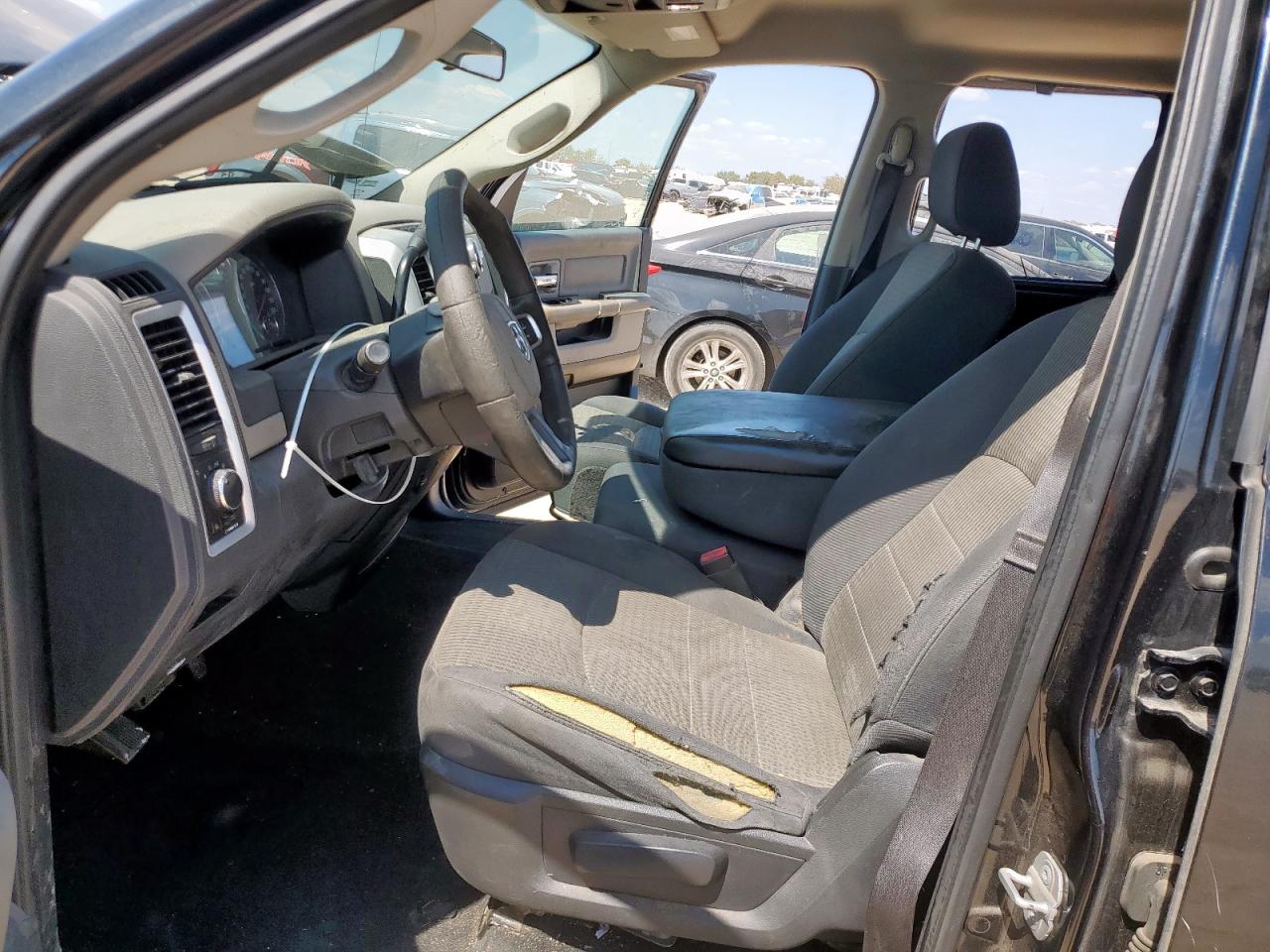 2009 Dodge Ram 1500 VIN: 1D3HB18P39S750988 Lot: 81936395