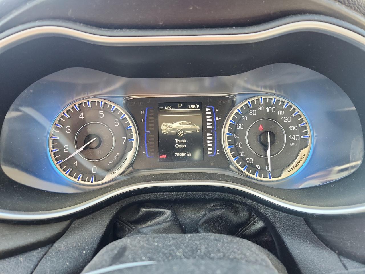 2015 Chrysler 200 Limited VIN: 1C3CCCAB9FN507923 Lot: 85739235