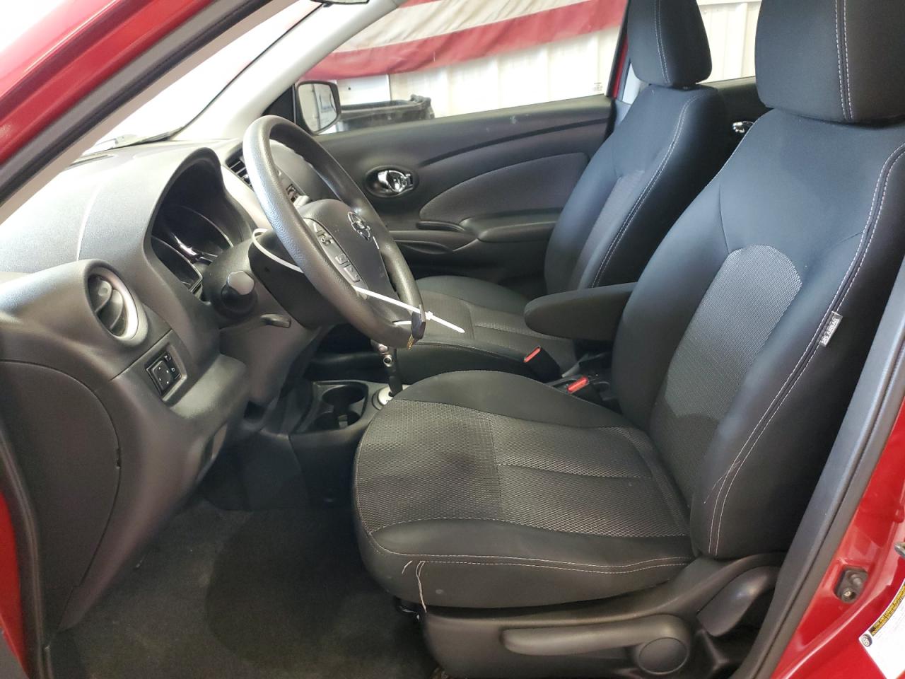 2015 Nissan Versa S VIN: 3N1CN7APXFL810169 Lot: 85477595