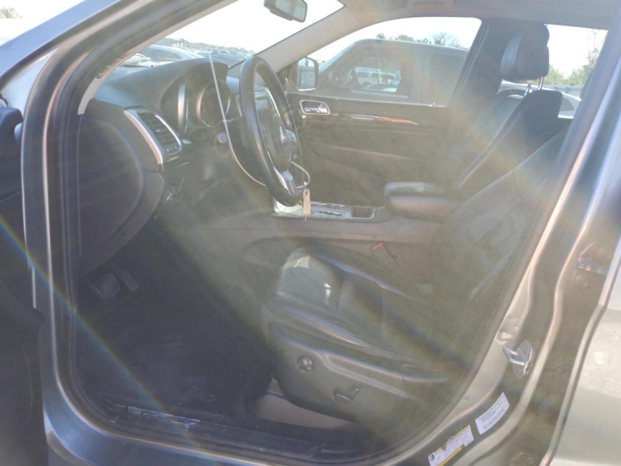 2011 Jeep Grand Cherokee Laredo VIN: 1J4RR4GG3BC609182 Lot: 86206755