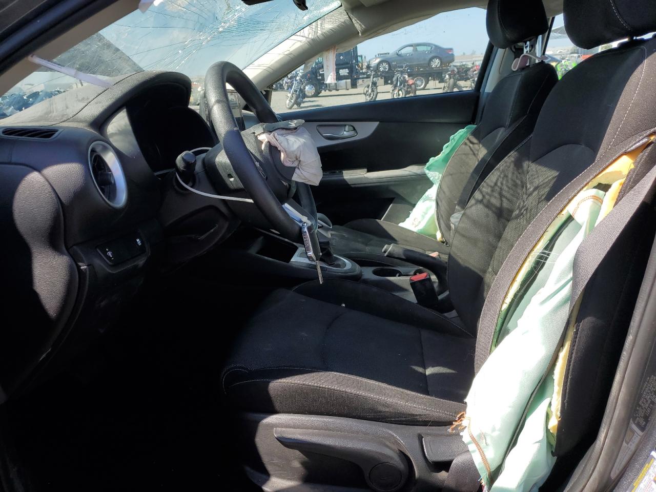 2023 Kia Forte Lx VIN: 3KPF24AD5PE676569 Lot: 82653775