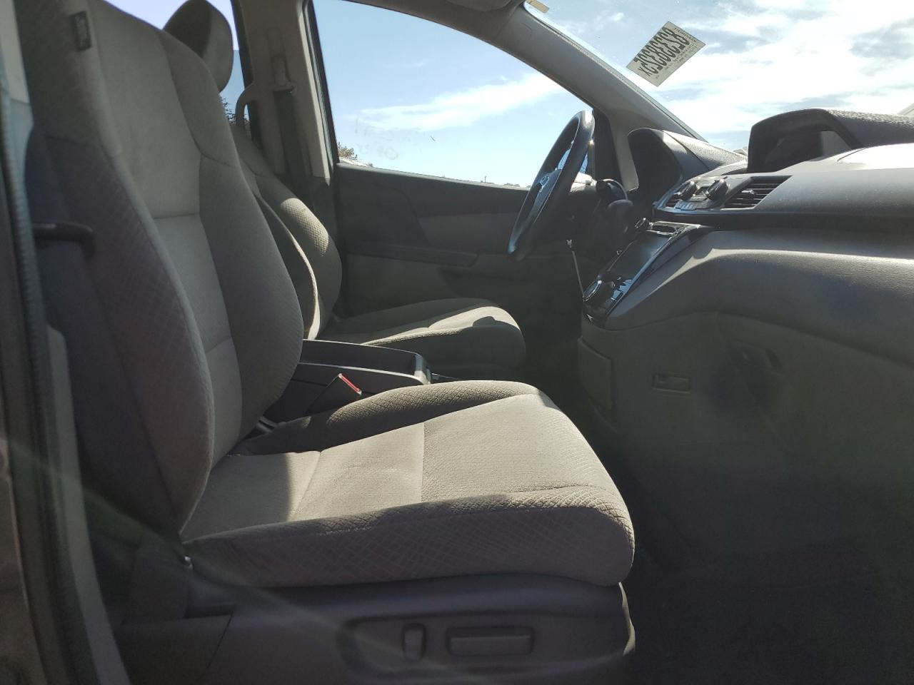 2015 Honda Odyssey Ex VIN: 5FNRL5H46FB001022 Lot: 82338325