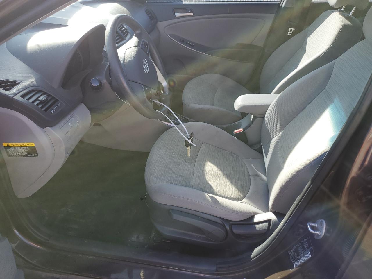 2016 Hyundai Accent Se VIN: KMHCT4AE8GU121833 Lot: 81647755