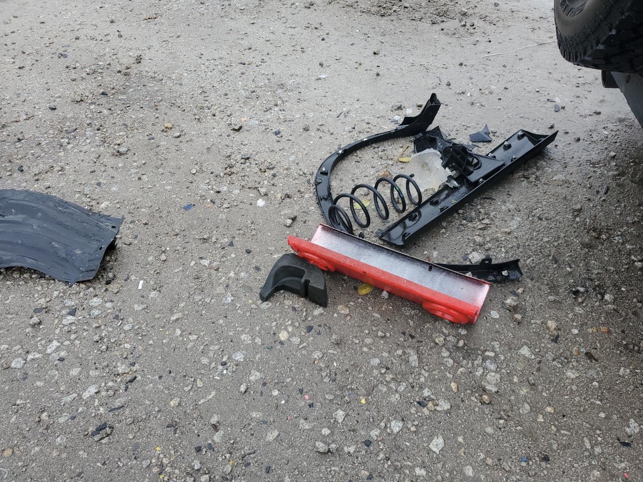 2015 Jeep Wrangler Unlimited Sport VIN: 1C4BJWDG1FL696732 Lot: 86656675