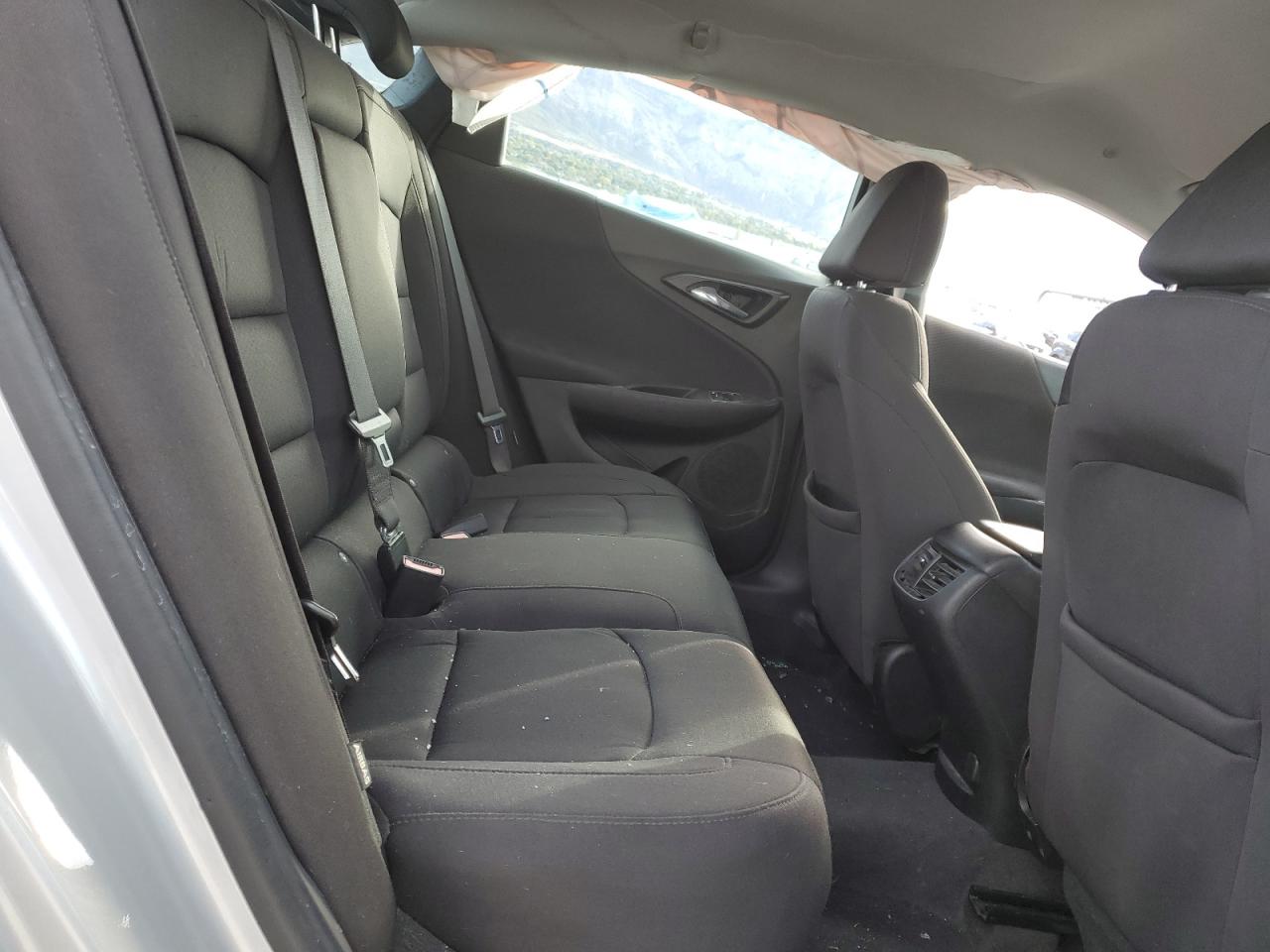 2019 Chevrolet Malibu Lt VIN: 1G1ZD5ST1KF214388 Lot: 85721885