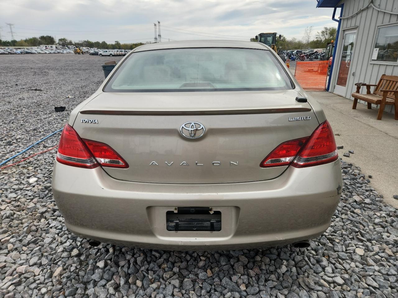 2005 Toyota Avalon Xl VIN: 4T1BK36B45U060355 Lot: 86300485