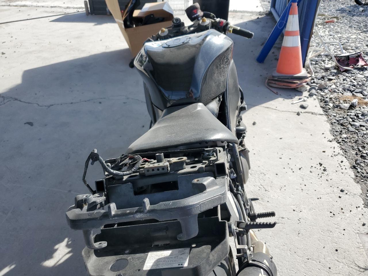 2004 Kawasaki Ninja Zx 10R VIN: JKAZXCC154A006900 Lot: 82553655