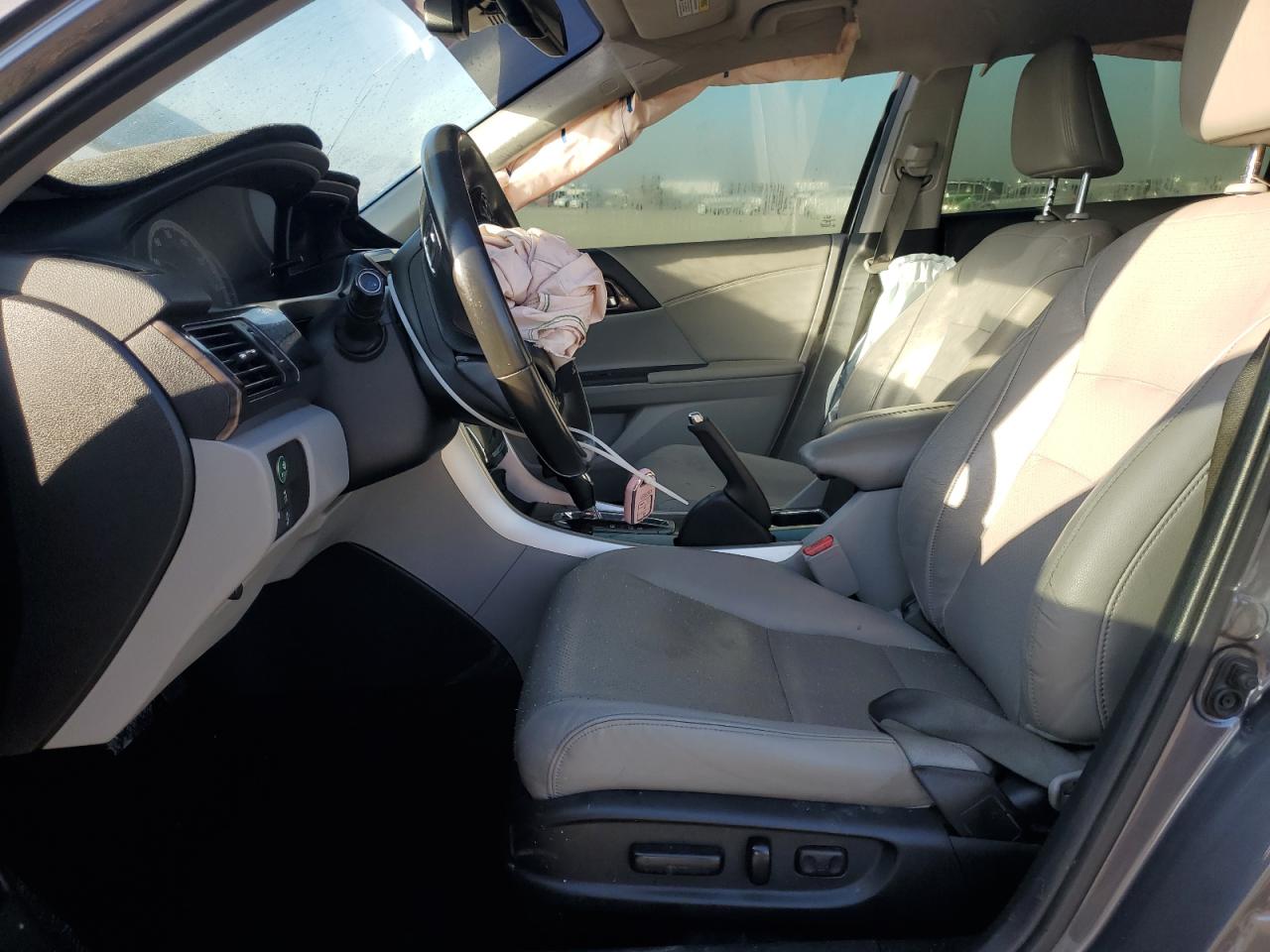 2016 Honda Accord Touring VIN: 1HGCR3F93GA029704 Lot: 84072705