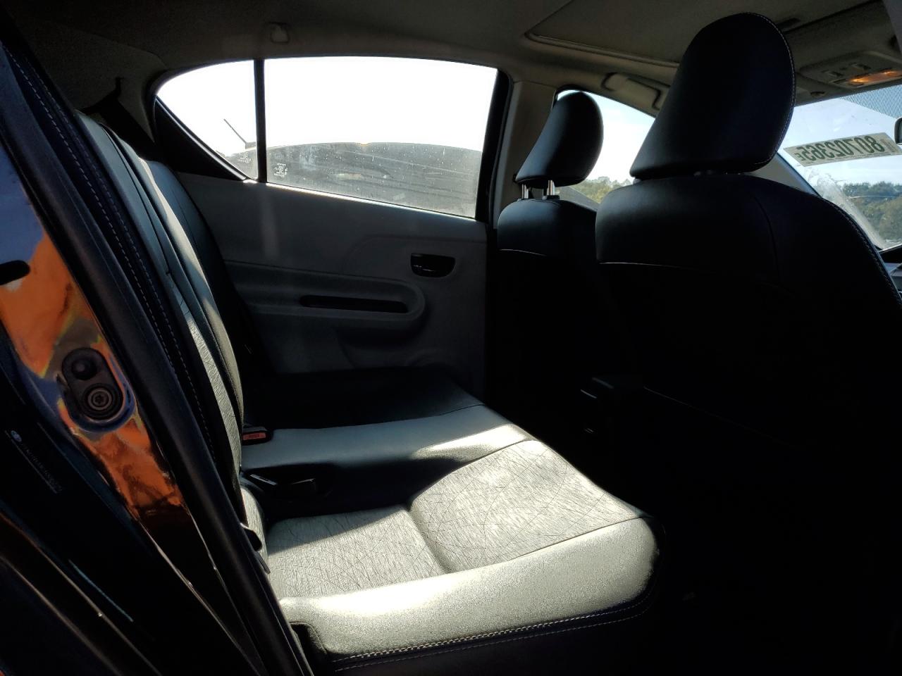 2012 Toyota Prius C VIN: JTDKDTB33C1026225 Lot: 80702365