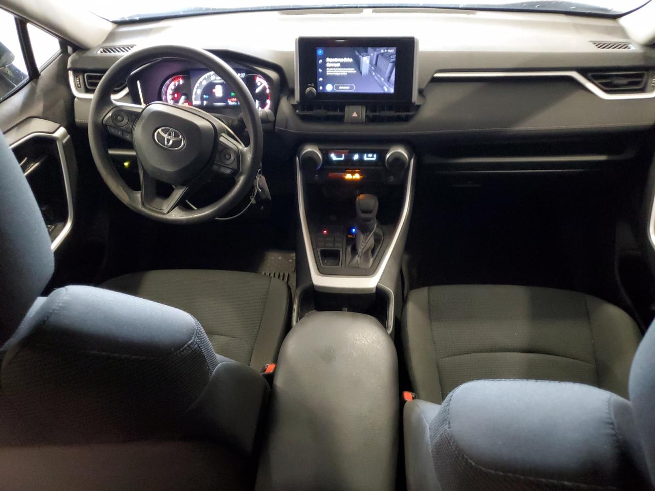 2024 Toyota Rav4 Le VIN: 2T3G1RFV2RC472732 Lot: 85690195