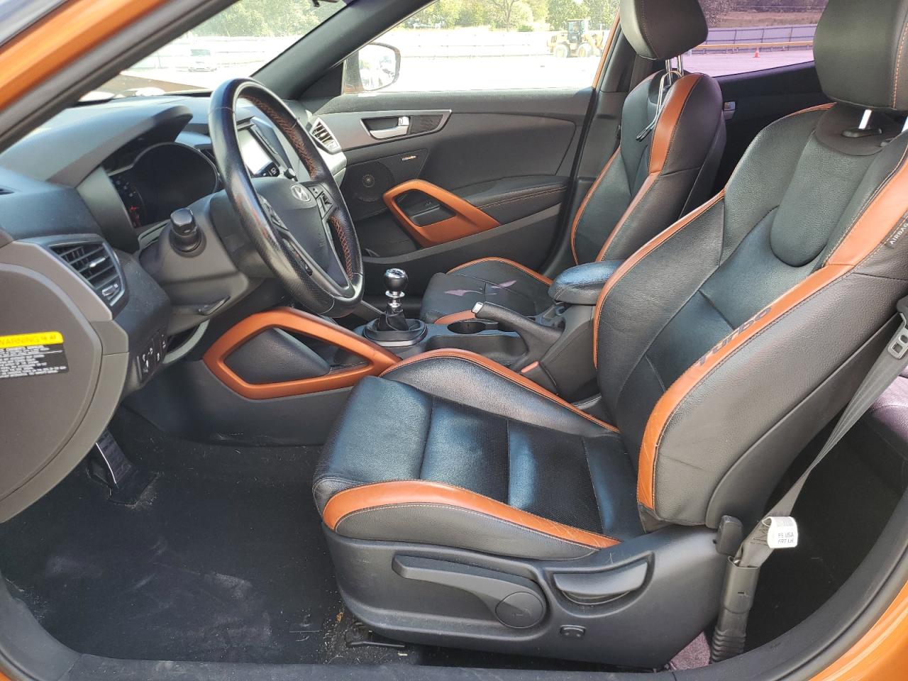 2016 Hyundai Veloster Turbo VIN: KMHTC6AE2GU299653 Lot: 85747015