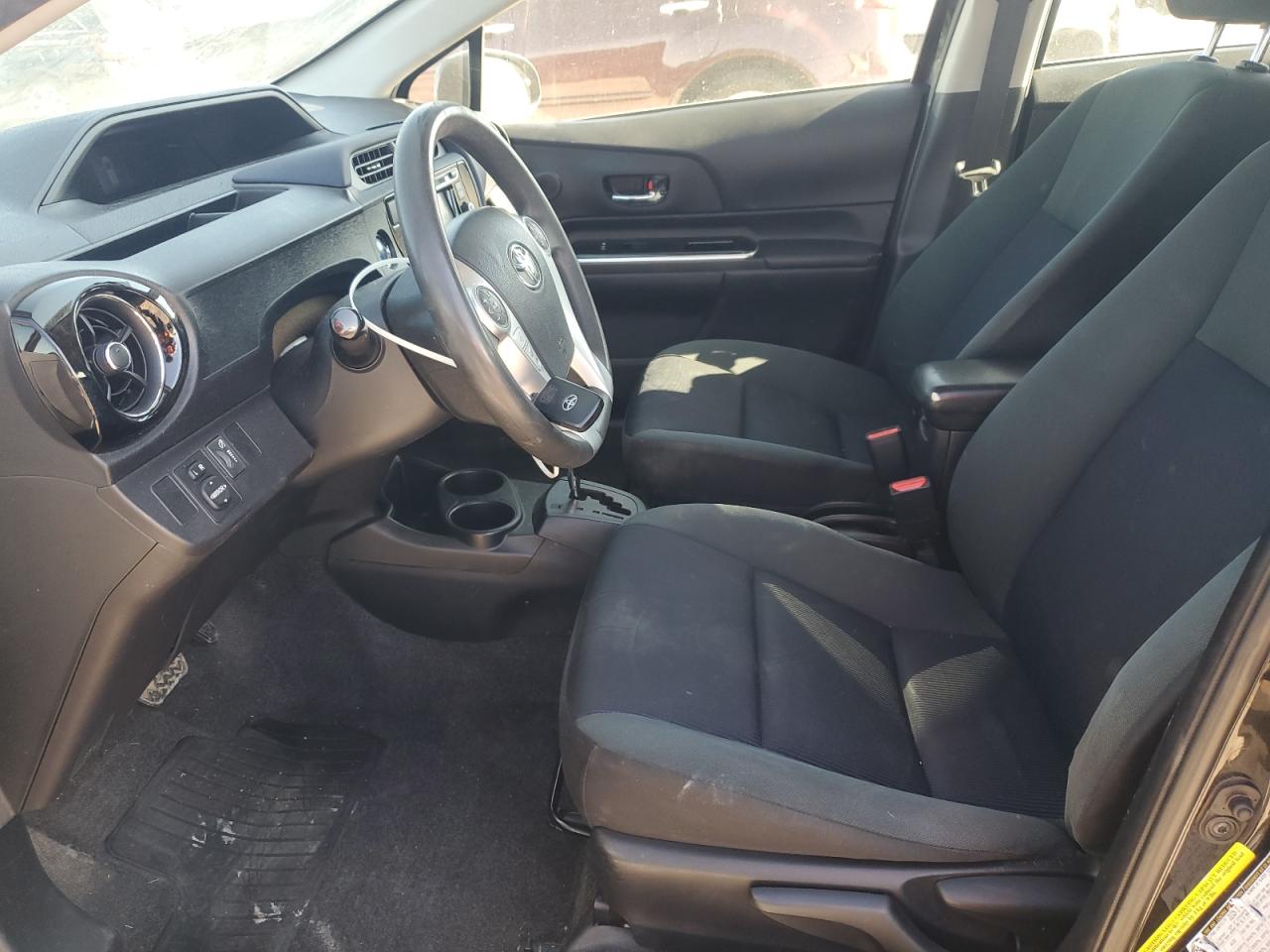 2015 Toyota Prius C VIN: JTDKDTB35F1109210 Lot: 90273305