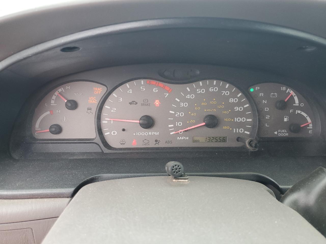 2002 Toyota Sequoia Sr5 VIN: 5TDZT34A62S059640 Lot: 82334955