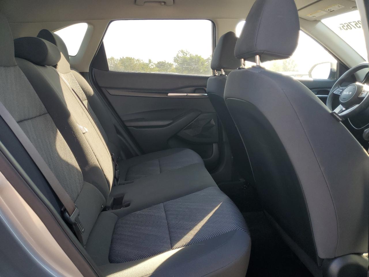 2023 Kia Seltos Lx VIN: KNDEPCAA6P7391943 Lot: 84725765