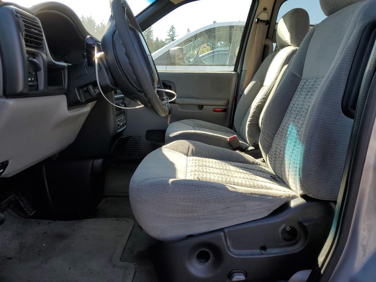 2001 Chevrolet Venture VIN: 1GNDX03E41D153437 Lot: 85565275